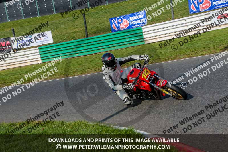 PJ Motorsport Photography 2018;enduro digital images;event digital images;eventdigitalimages;mallory park;mallory park photographs;mallory park trackday;mallory park trackday photographs;no limits trackdays;peter wileman photography;racing digital images;trackday digital images;trackday photos
